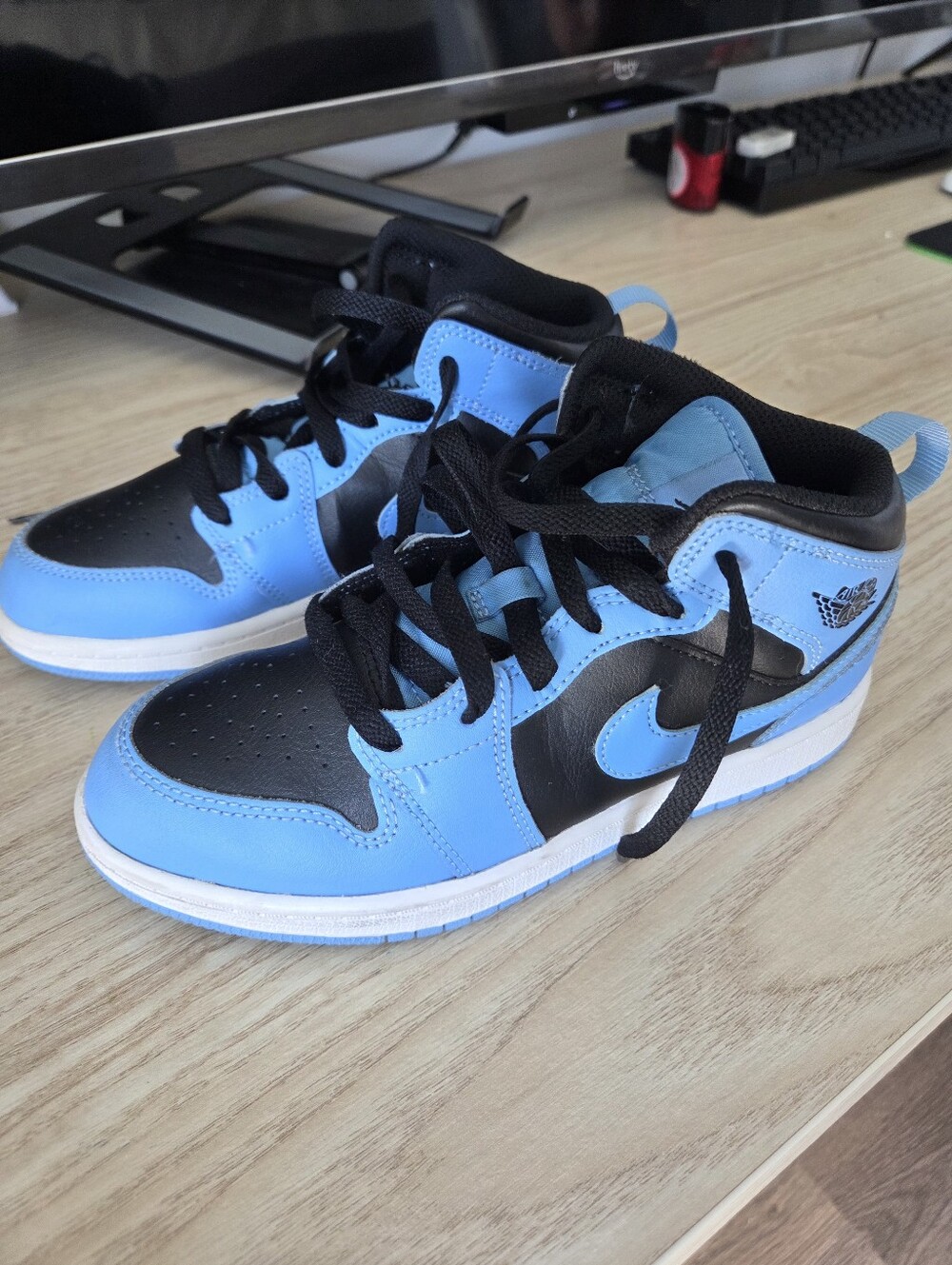 Kids Blue and Black Athletic Sneakers - Nike Jordan - Like NEW